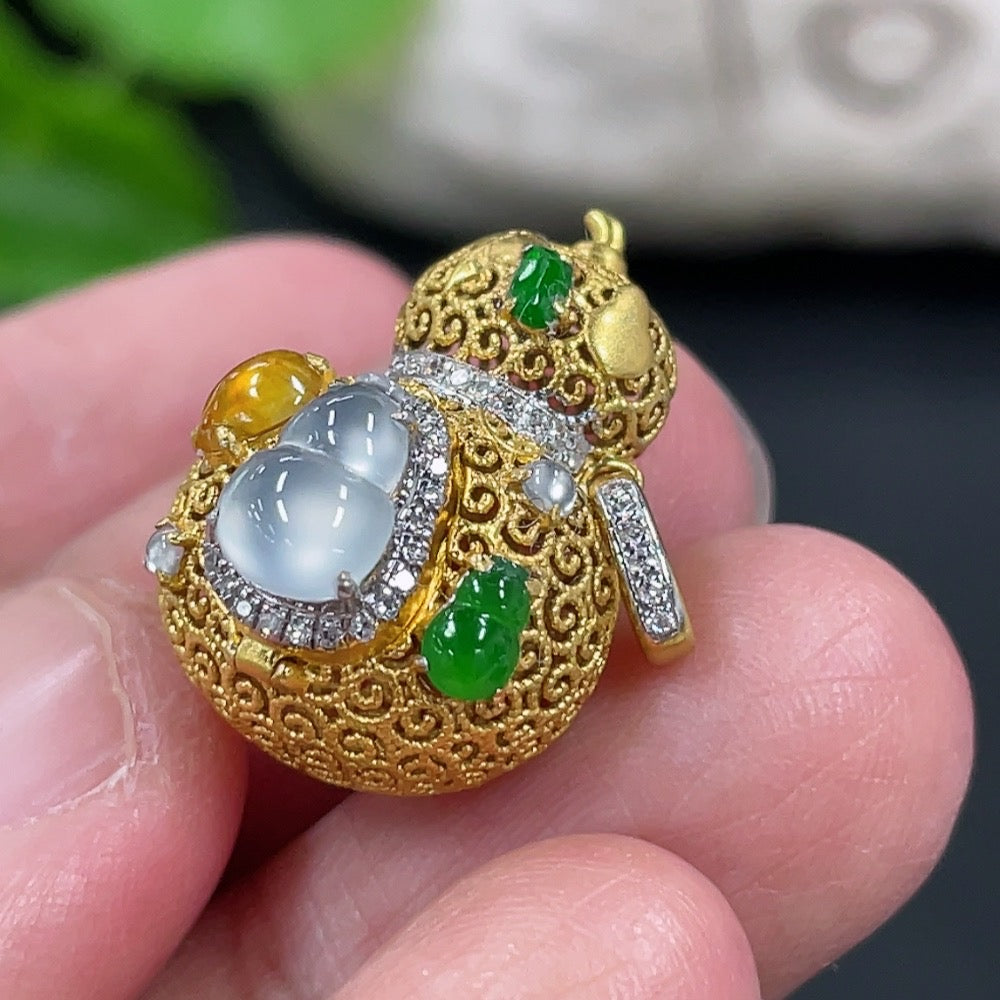 Jadeite Gourd Pendant with 18K Gold and Diamond Accents