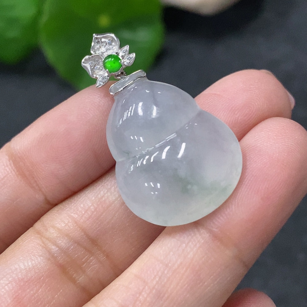Jadeite Pendant Gourd Non-Diamond . | Huiliu Certified