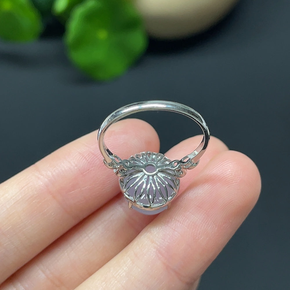 HKHQ jadeite cabochon solitaire ring with diamond accents, size 13, 18K gold, showcasing smooth jade gemstone and elegant design.