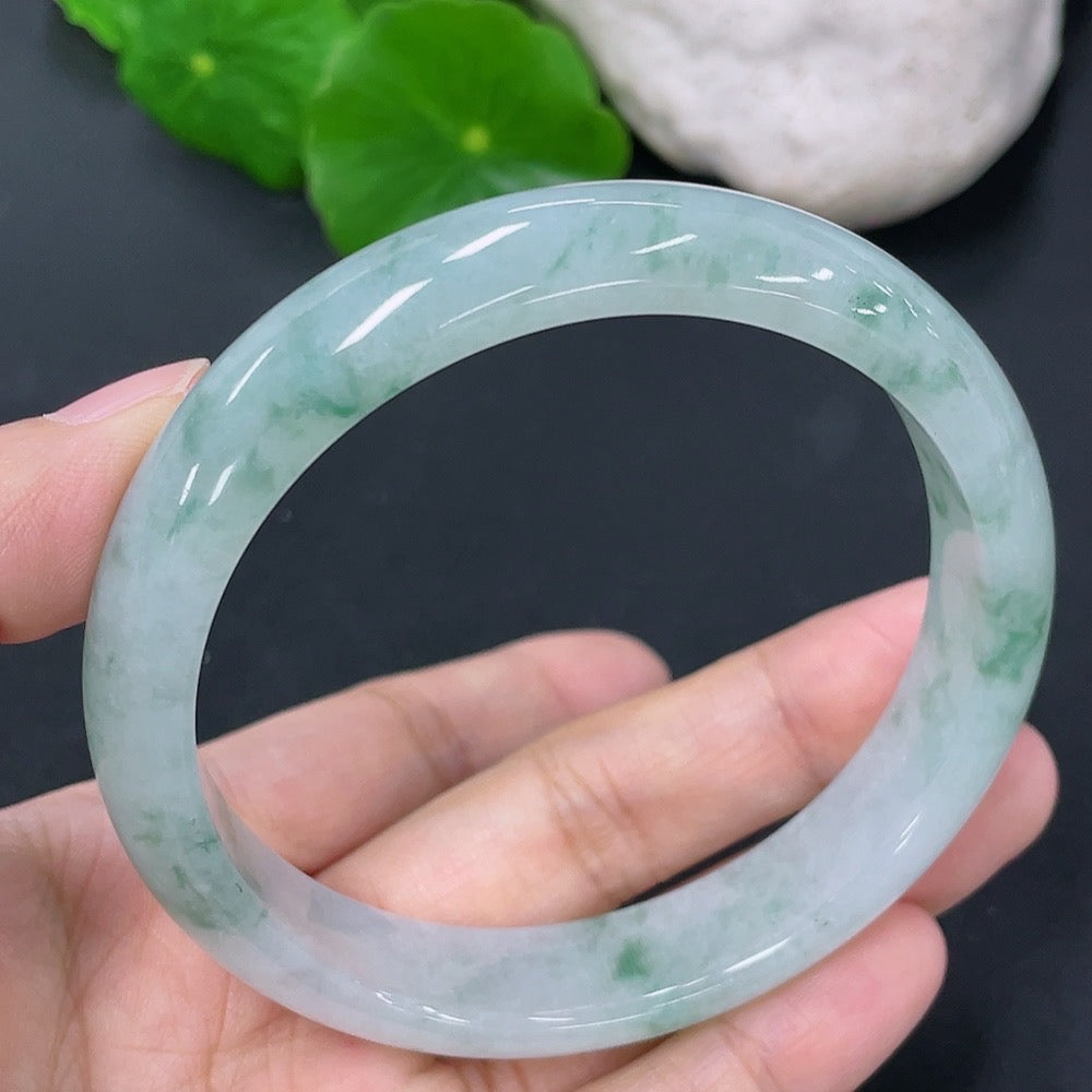 HKHQ jadeite round bracelet, 59.5mm size, crafted from high-quality jade, weighing approximately 51.14 grams.
