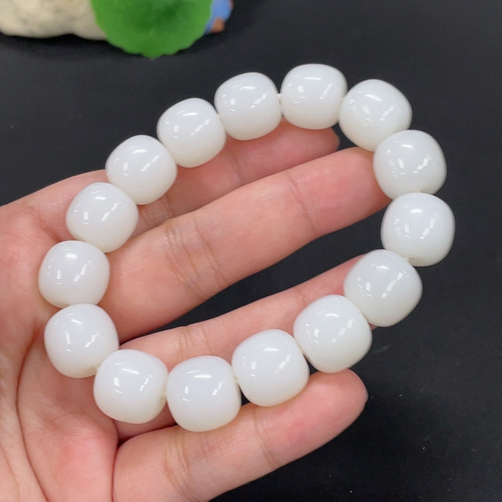 Hetian Jade Bracelet, approx. 13.8mm, total weight approx. 70g