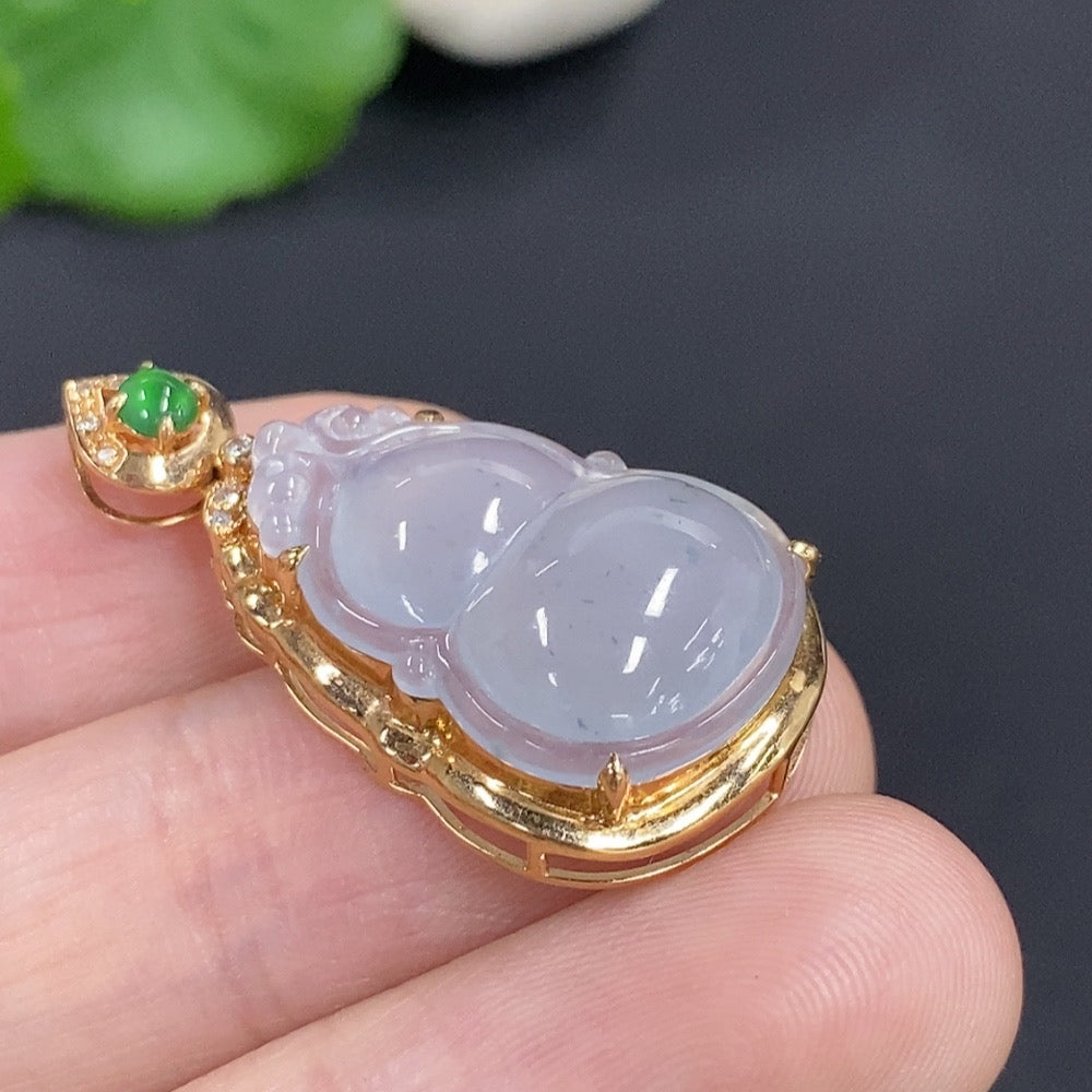 Jadeite Gourd Inlaid Pendant 18k Gold Total Weight Approx. 3.3g with Diamond Accents