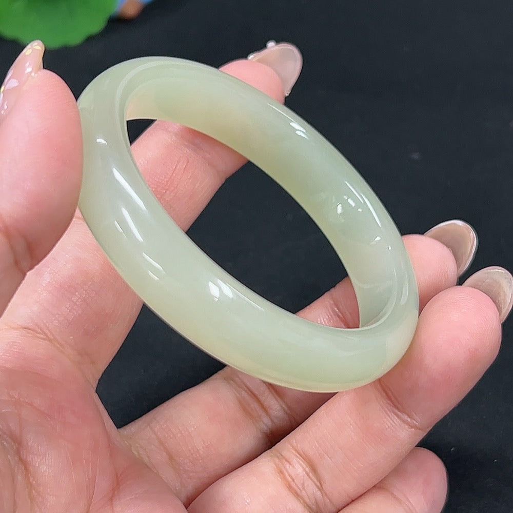 Hetian Jade Round Bracelet Size 52.8 Total Weight Approx. 37.2g