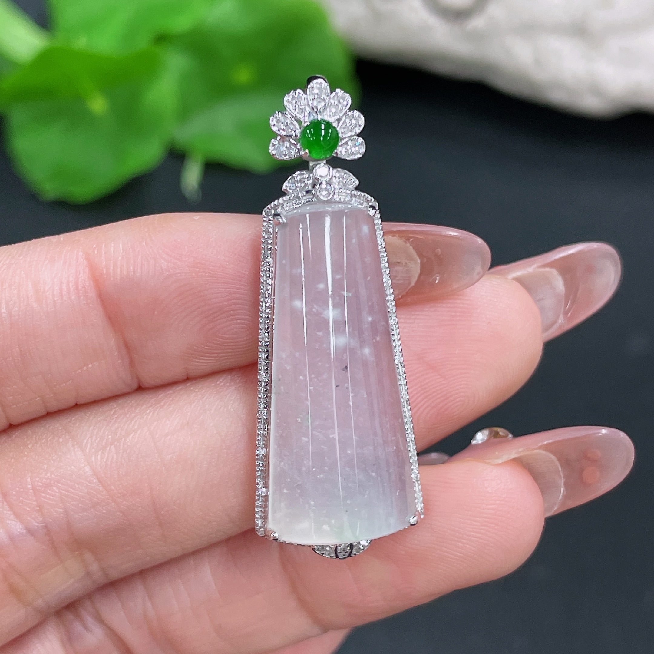 Jadeite Plain Pendant Inlaid with Diamonds . | Huiliu Certified
