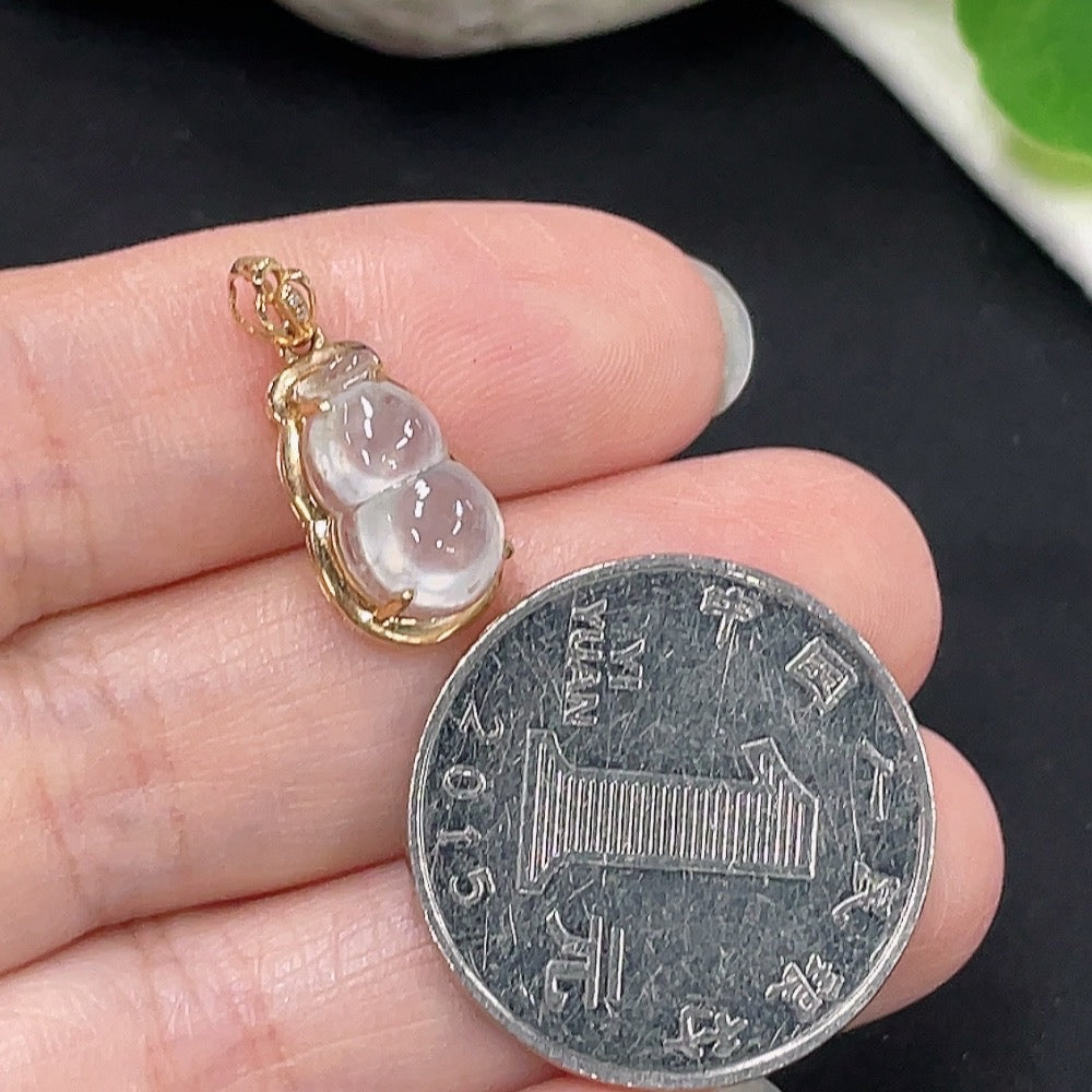 Jadeite Gourd Inlaid Pendant 18K Gold Total Weight Approx. 1.4g (Non-Diamond)