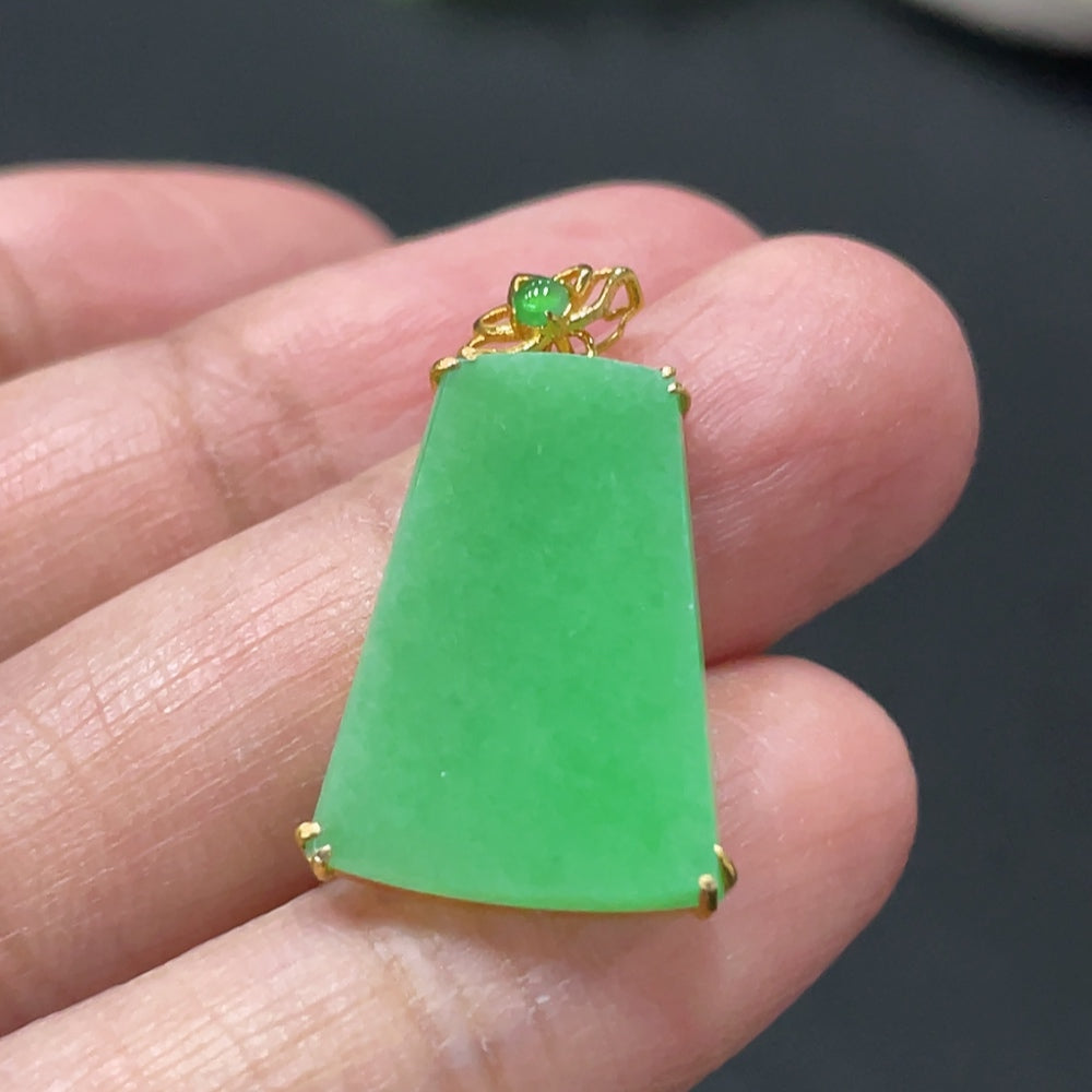 Jadeite Plain Pendant Necklace 18k Gold Inlaid Total Weight Approx.1.4g