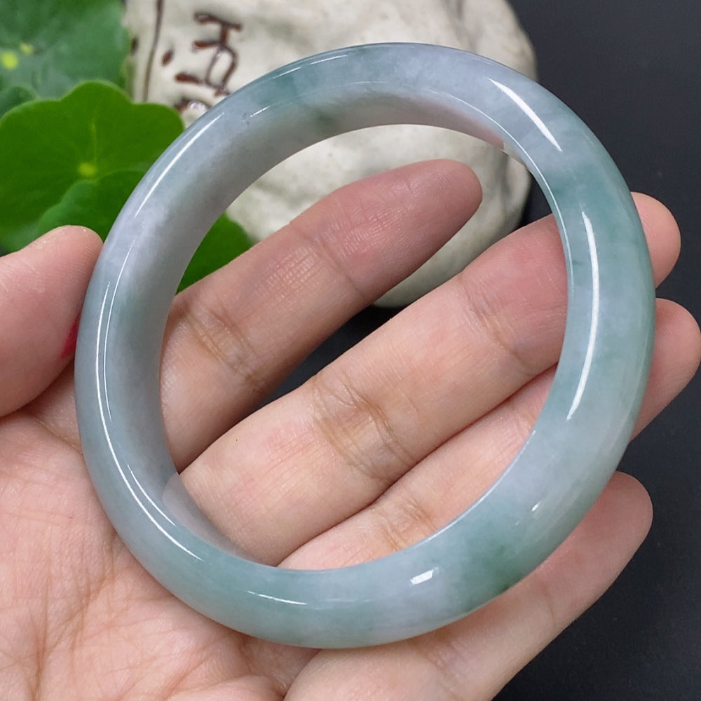 Jadeite Round Bangle