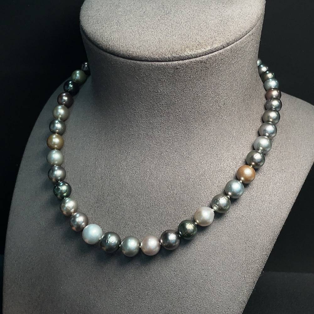 HUILIU HQ seawater pearl necklace with 8.1-10.6mm pearls, non-gold, approximately 52.23g, showcasing the lustrous pearls.