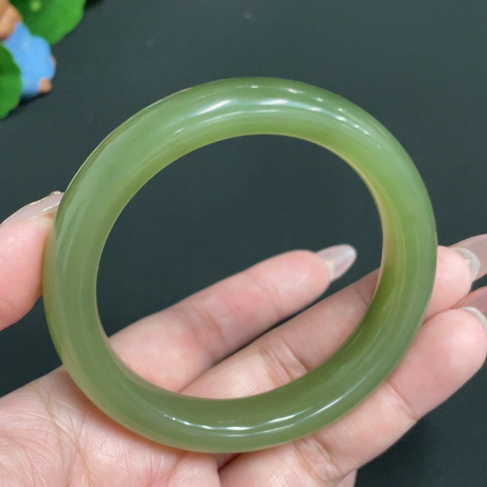 Hetian Jade Round Bracelet Size 57.9 Total Weight Approx. 62.4g