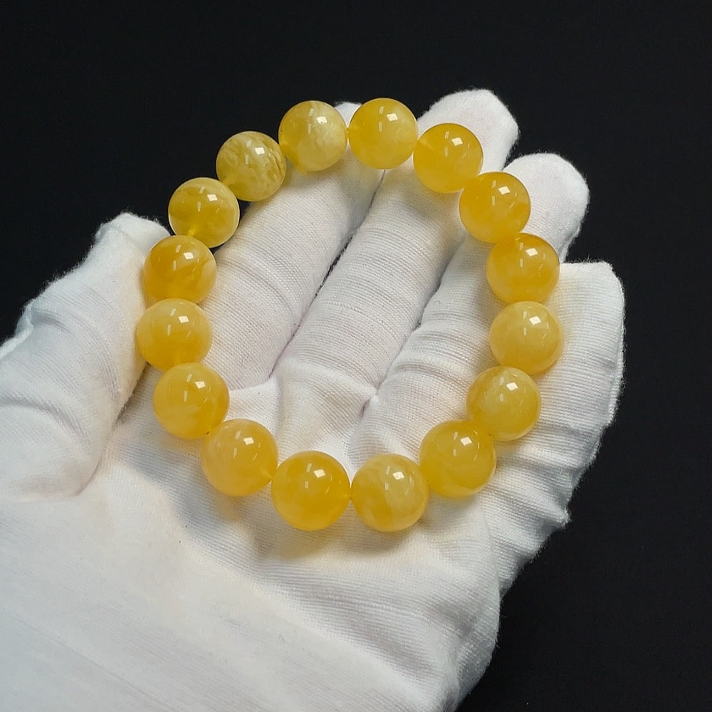 Amber Beeswax Bracelet approx. 12.4mm Total Weight approx. 18.32g