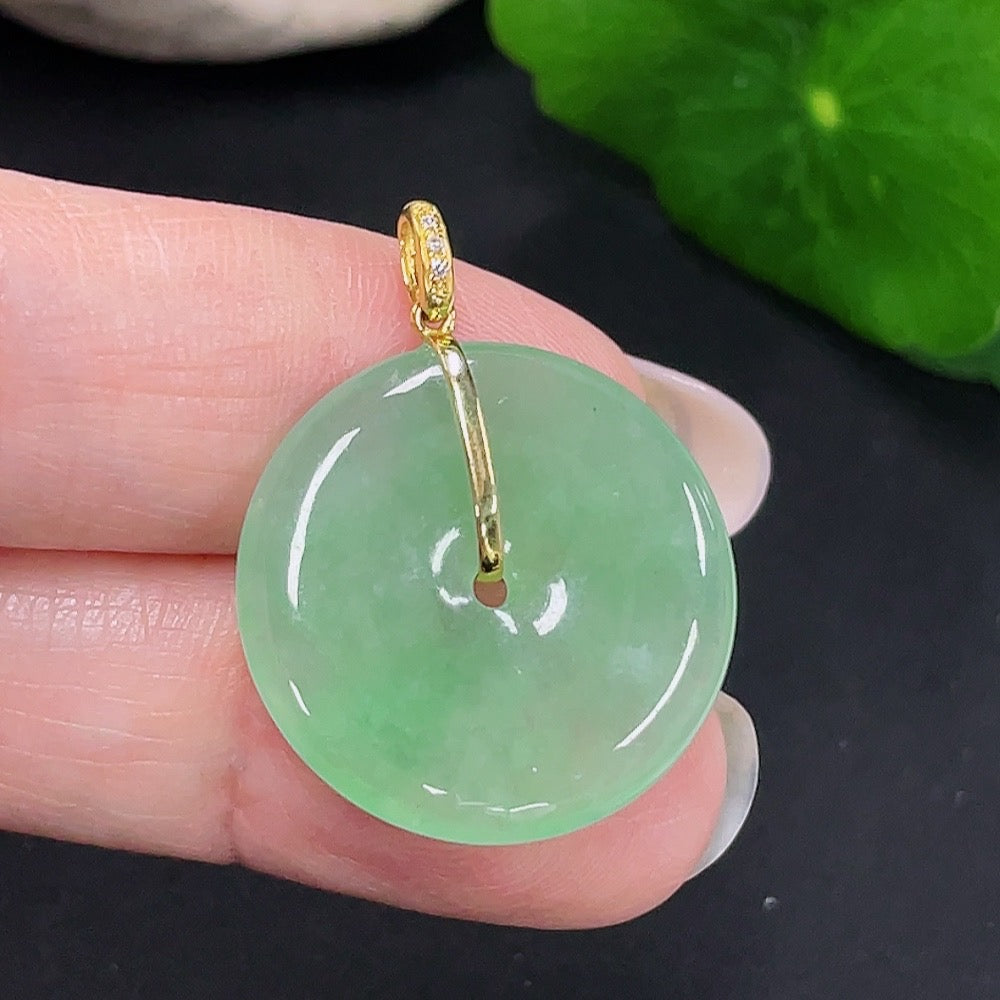 Jadeite Peace Knot Pendant 18K Gold Total Weight Approx. 4.2g (with Diamond Accents)