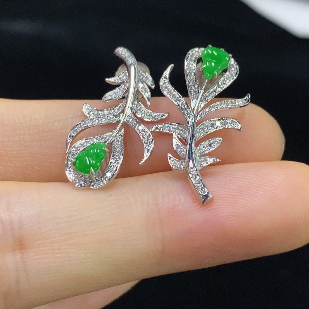 Jadeite Earrings with 18K Gold Setting, Pair, Total Weight Approx. 2.2g (including ear studs)