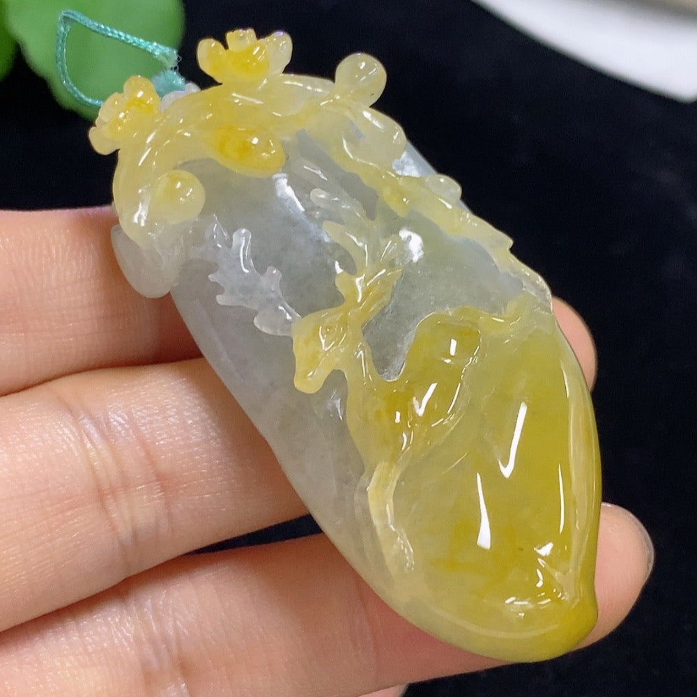Jadeite Deer Pendant, . | Huiliu Certified