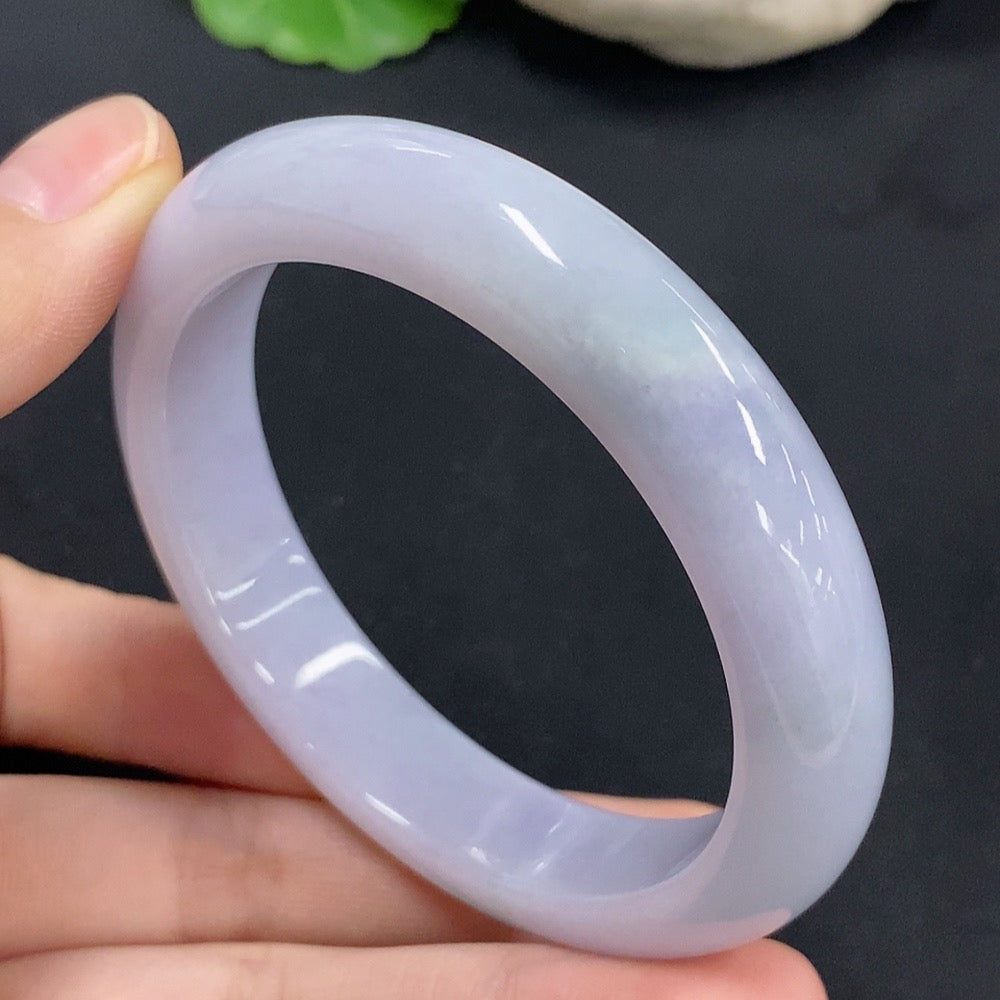 HKHQ jadeite round bangle, size 55.1, weighs approximately 55.82g, showcasing smooth, polished green jade jewelry.