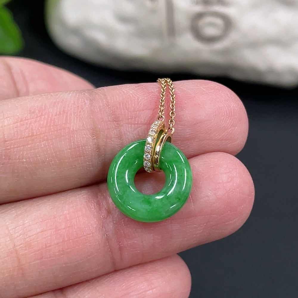 Jadeite Pendant Donut 18k Total Weight Approx. 2.95g Including Chain