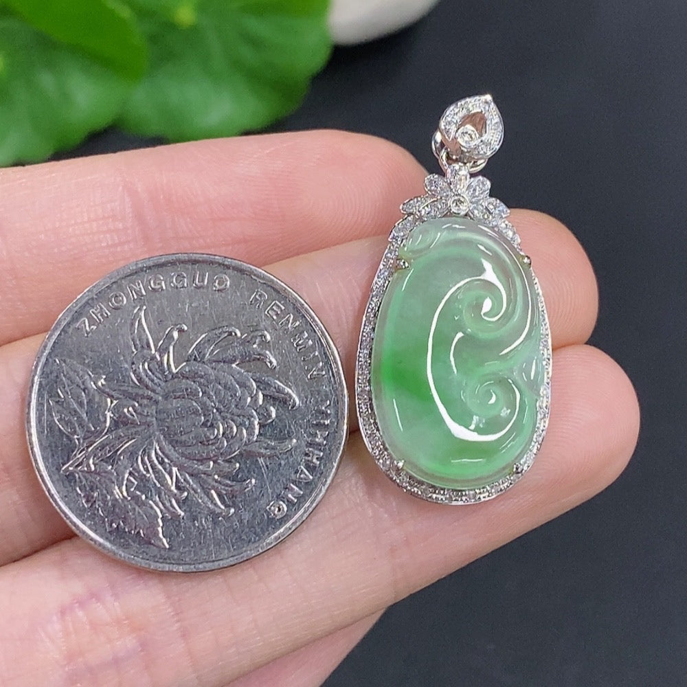 Jadeite Ruyi Pendant 18k Gold Total Weight Approx. 2.8g With Diamond Accents
