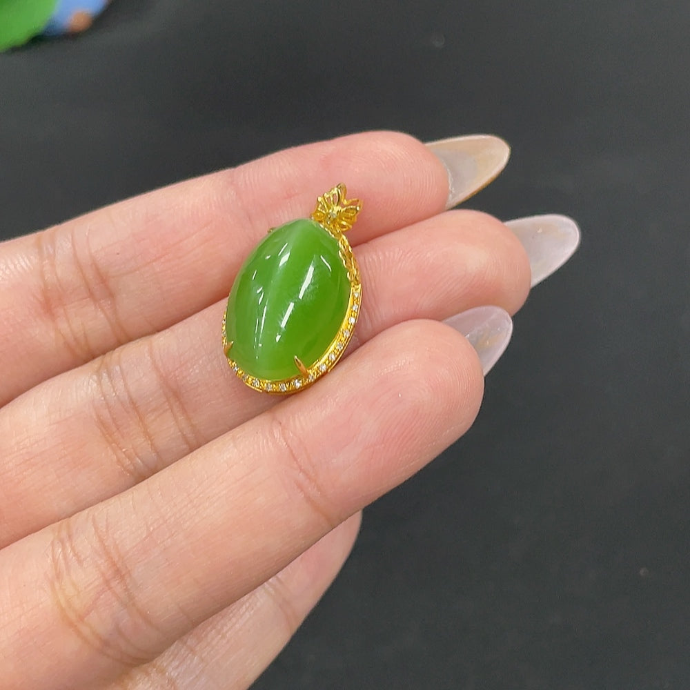 Hetian Jade Inlaid Pendant, Total Weight Approx. 3.7g, 18k Gold with Diamond Accents