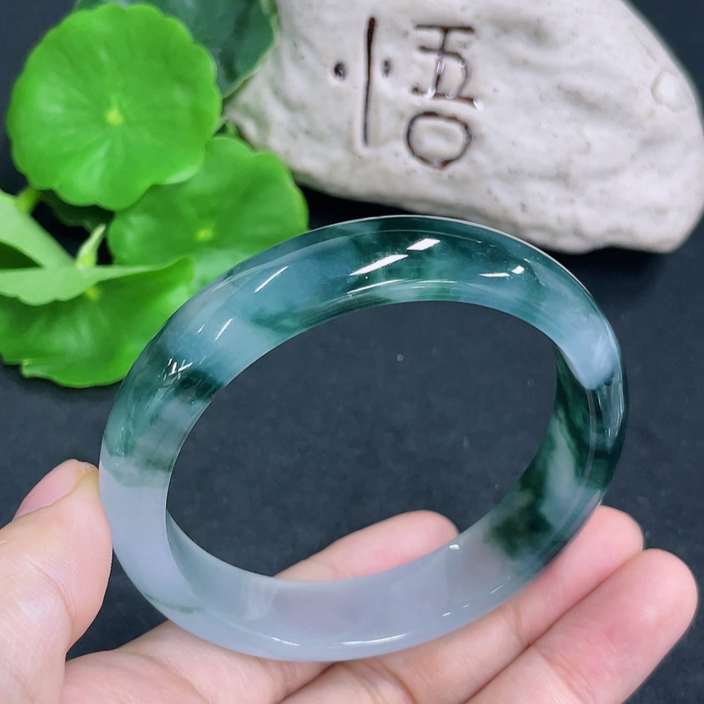 Jadeite Round Bangle