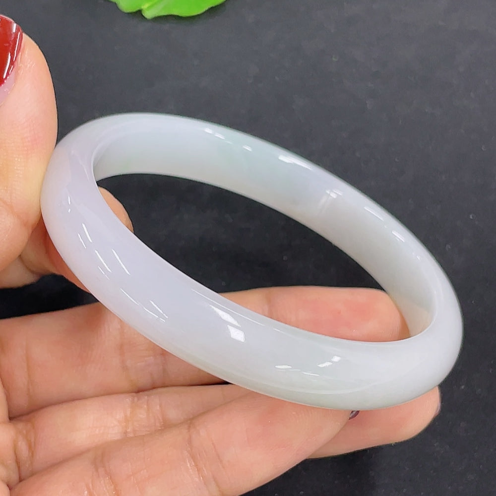 HKHQ jadeite round bracelet with size 54.3 and weight 32.12g, featuring smooth polished jade stones.