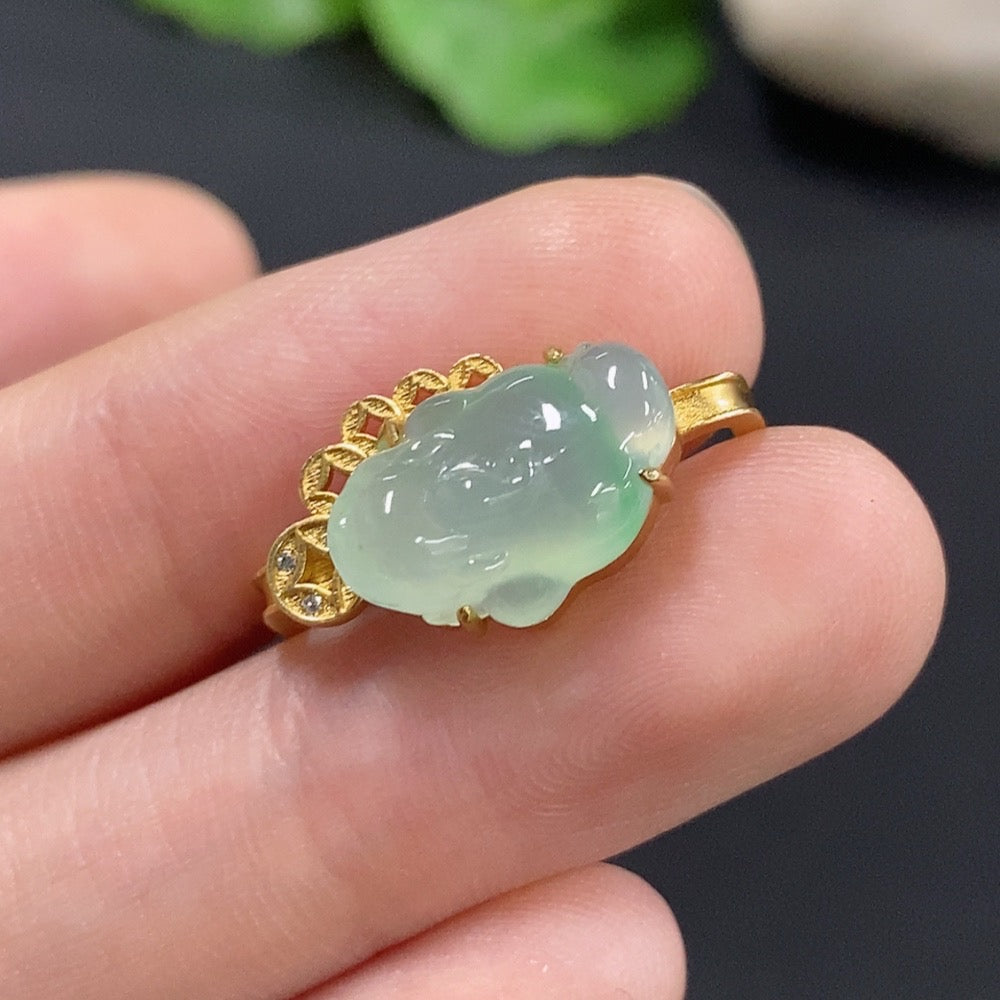 HKHQ jadeite inlaid ring with diamond accents, size 17, 18K gold, weighing approximately 3.9g, showcasing intricate craftsmanship.