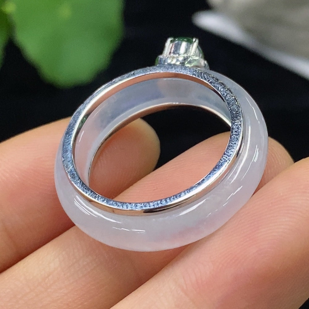 HUILIU HQ jadeite ring in size 20 with 18k gold band and diamond accent, approximately 7.6g weight, detailed close-up image