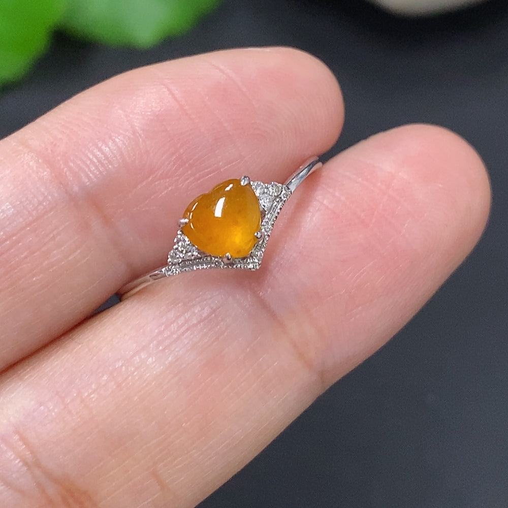 Jadeite Ring with 18K Gold Size 16 Total Weight Approx. 1g (with Diamond Accents)