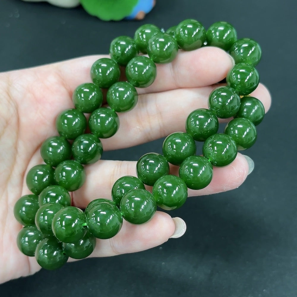 Green Hetian Jade Bead Necklace Non-Gold