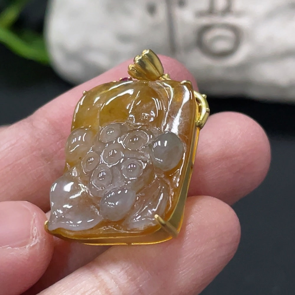 Jadeite Lotus Inlaid Pendant Inlaid . | Huiliu Certified