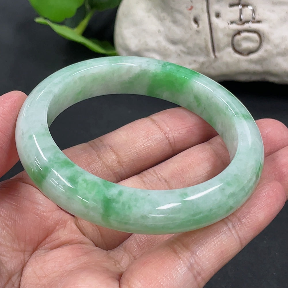 Jadeite Round Bangle Total Weight Approx. 52.3g Size 53.1