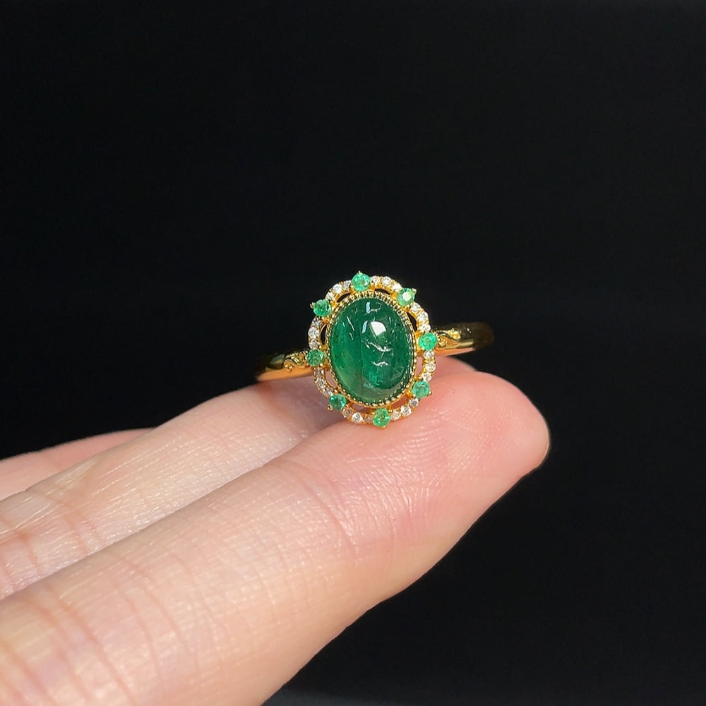 Emerald Ring with Colorless Diamond Accents, Clarity Enhanced, Accent Stones May Not Be Natural, . | Huiliu Certified
