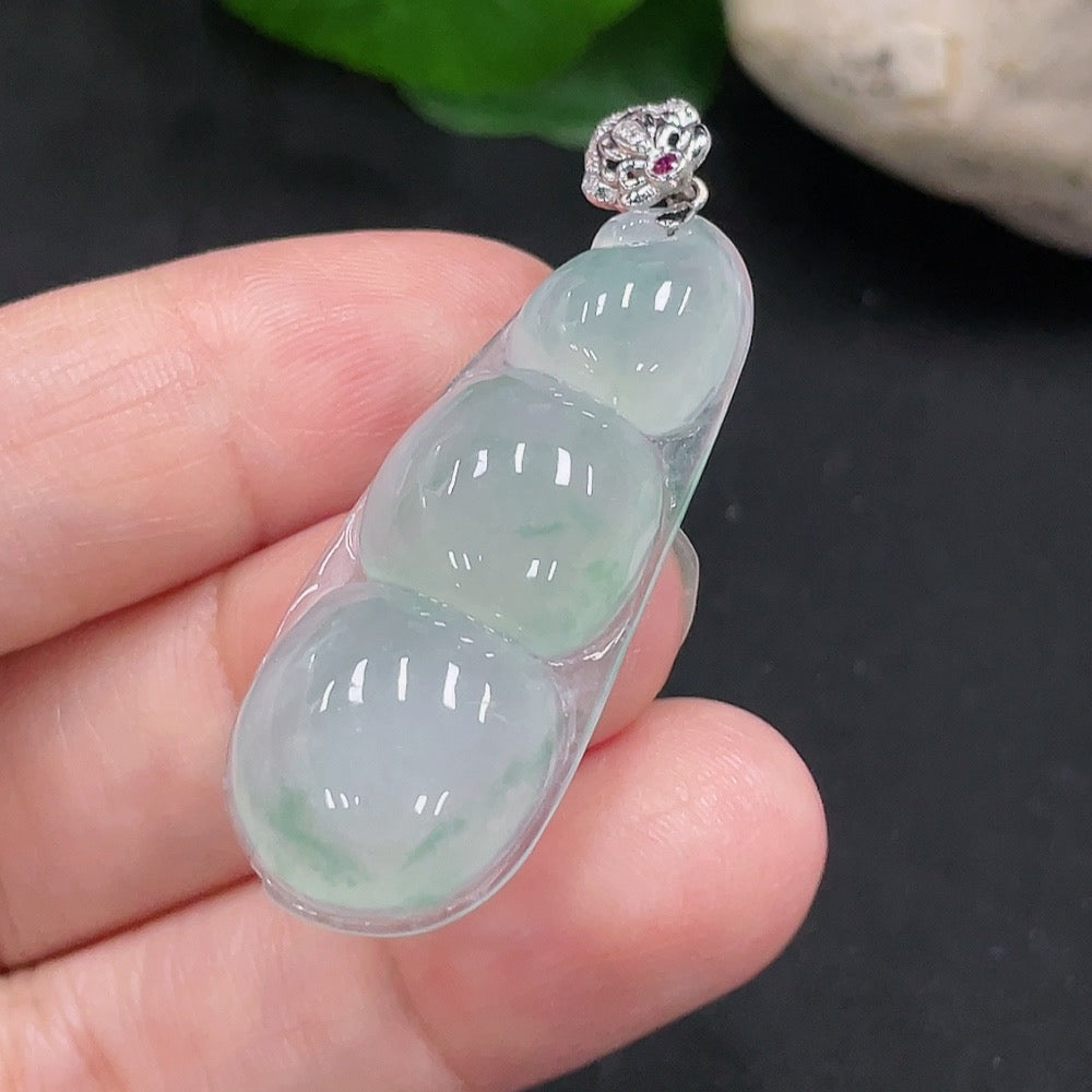 Jadeite Lucky Bean Pendant 18K Gold Total Weight Approx. 6.1g (With Diamond Accents)