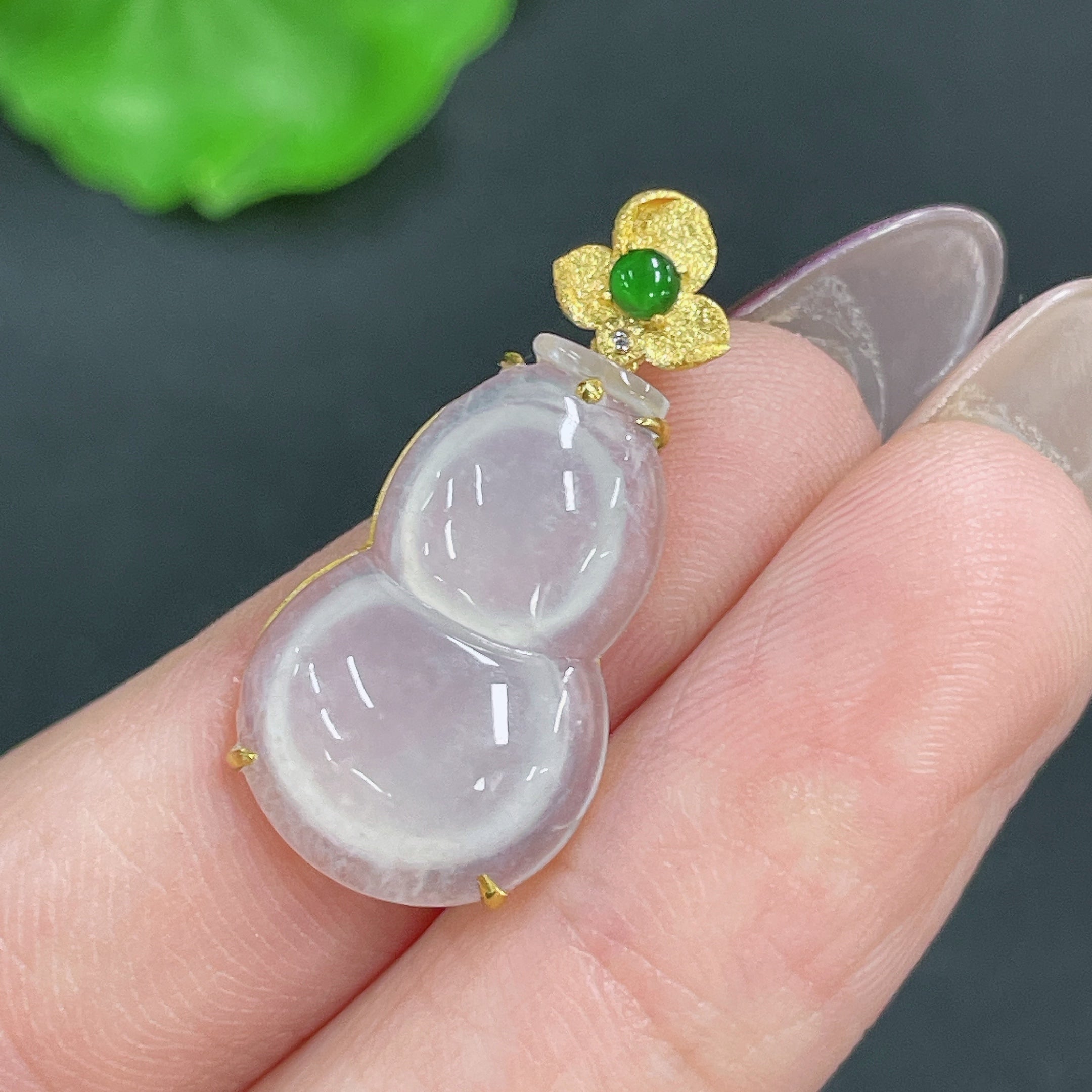 Jadeite Pendant Gourd 18k Gold Inlaid No Diamond Total Weight Approx. 1.99g