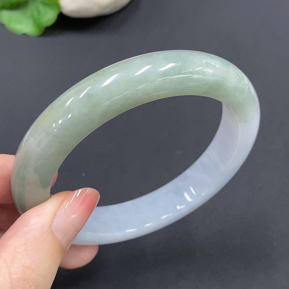 Jadeite Bangle Size 58.8mm Total Weight 64.706g