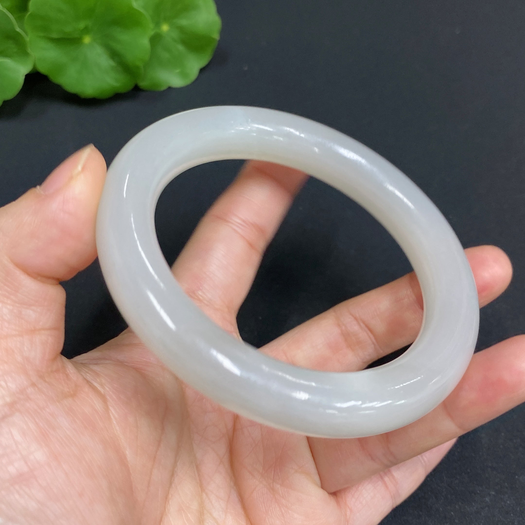 Hetian Jade Round Bangle, Size 58.8, Total Weight Approx. 67.1g