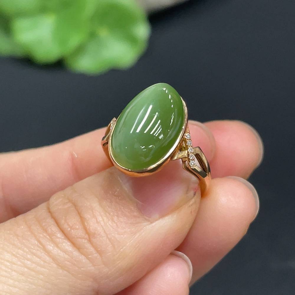 Huiliu Hetian jade jasper inlaid ring with diamond accents, crafted from polished jade stone, certified by HUILIU HQ.