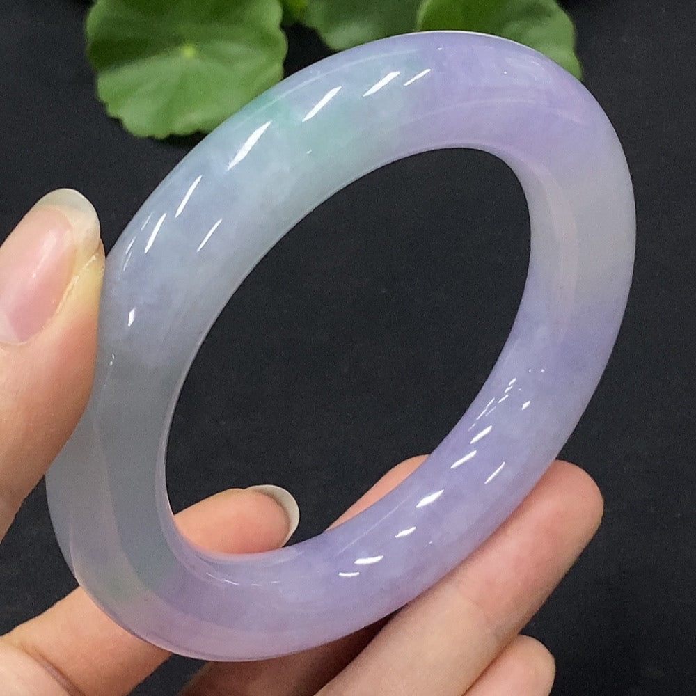 翡翠ラウンドバングル サイズ58.2 総重量約99.75g【総価値:27,194米ドル】