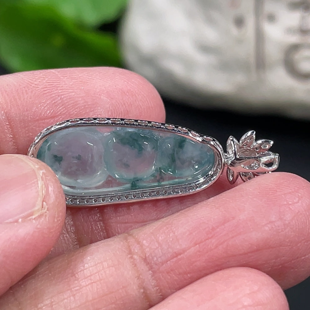 Jadeite Lucky Bean Pendant with 18K Gold and Diamond Accents, Total Weight Approx. 2.67g