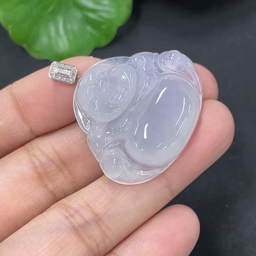 Jadeite Pendant Buddha in 18K Gold with Non-Diamond (too small to confirm natural origin) Total Weight Approx. 7.23g