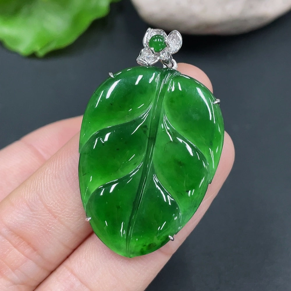 Jadeite Leaf Inlaid Pendant . | Huiliu Certified