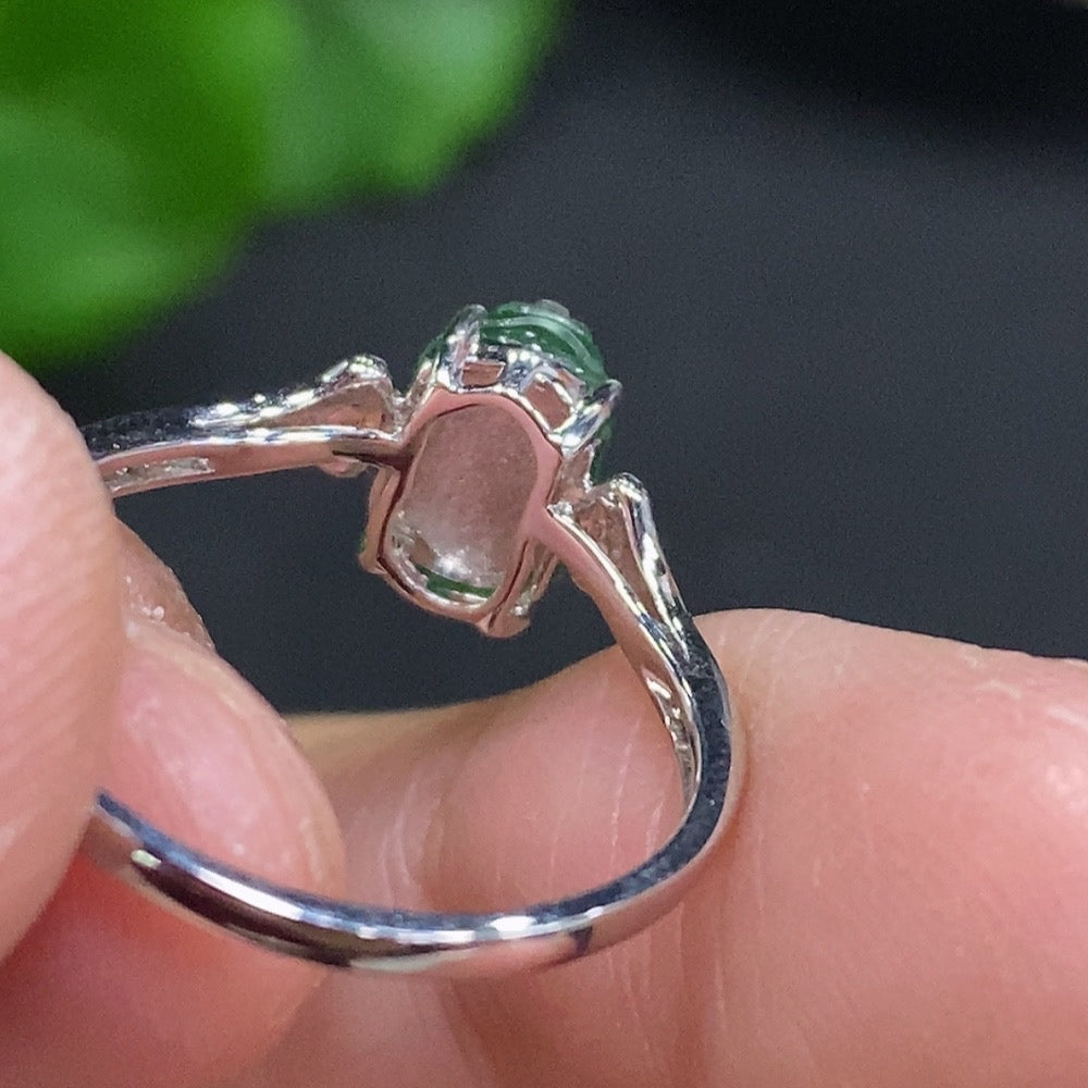 Jadeite Pixiu inlaid ring with 18k gold band, size 13, featuring detailed jade and gold craftsmanship, weight approx. 1.6g.