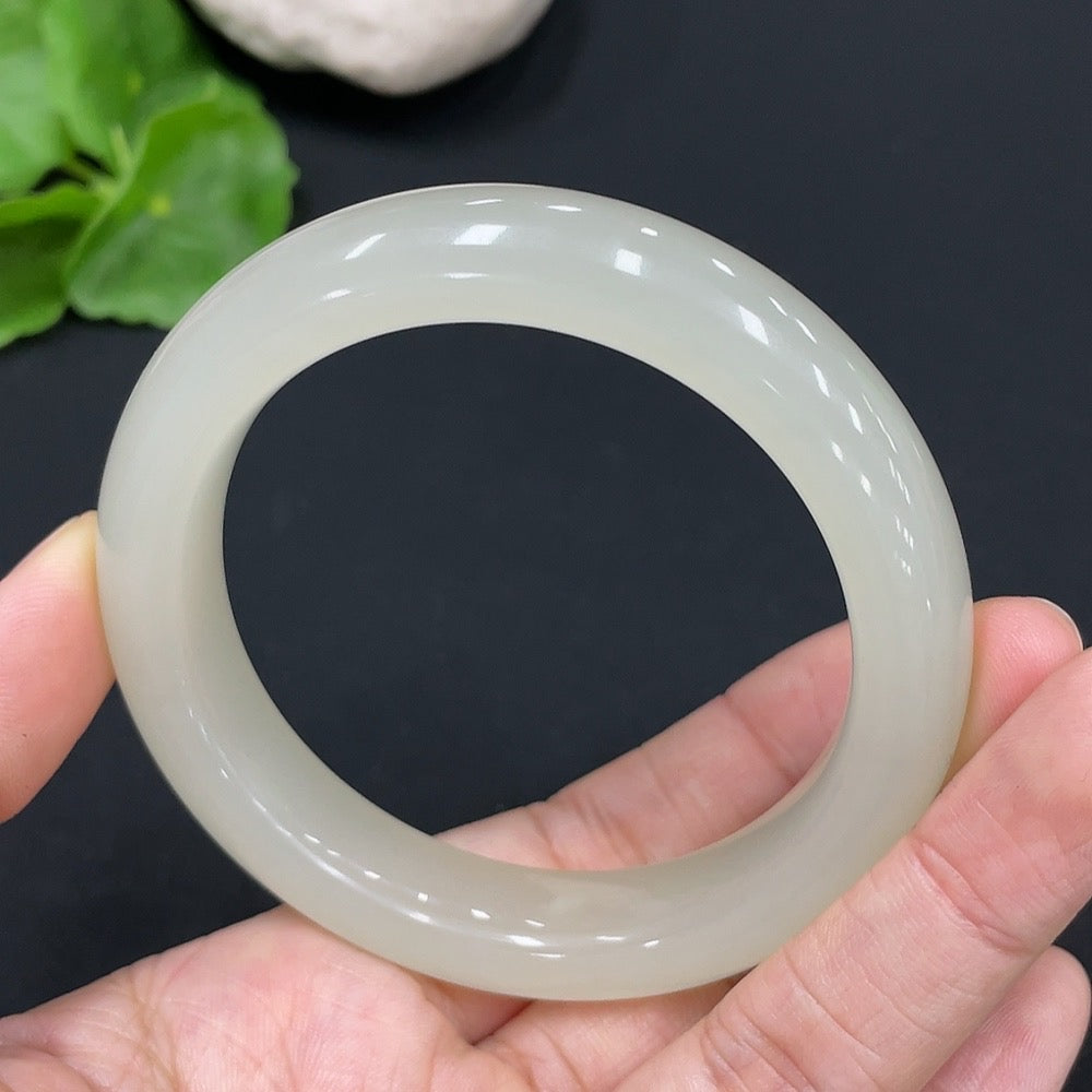Hetian Jade Round Bracelet . | Huiliu Certified