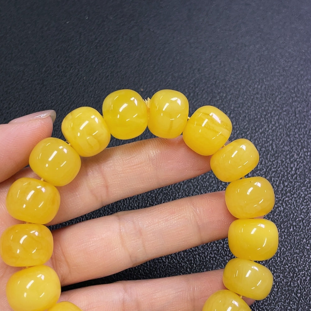 Amber Beeswax Bracelet Total Weight Approx. 28.18g Size About 14.3mm