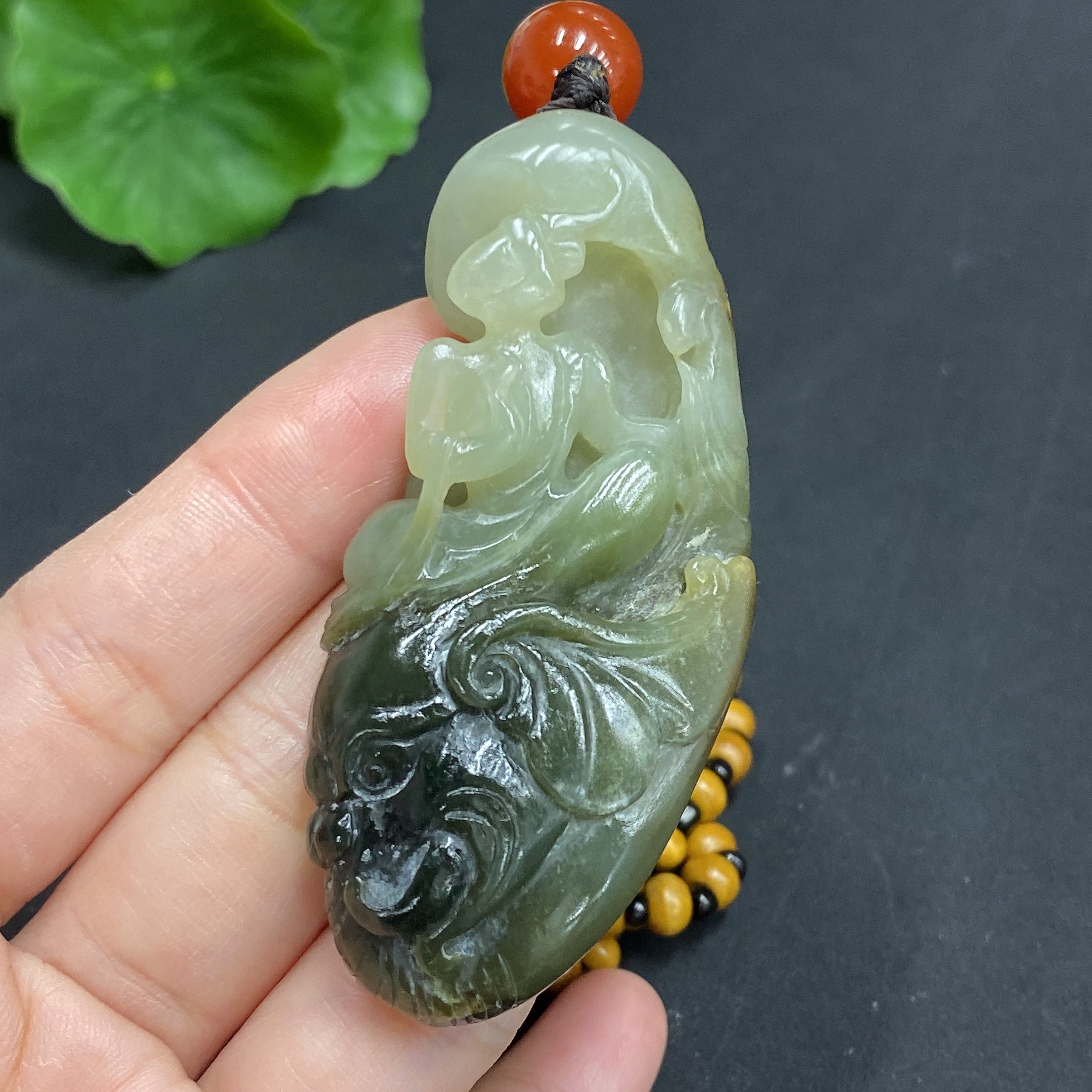 Hetian Jade Pendant: Samantabhadra Bodhisattva, total weight approx. 45.4g (including non-Hetian Jade chain), undetermined skin color origin