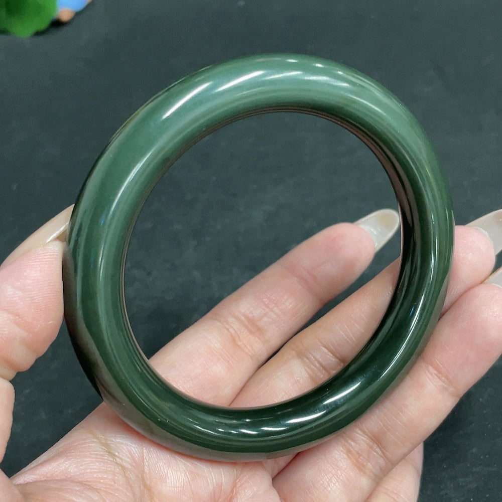 Hetian Jade Round Bangle . | Huiliu Certified