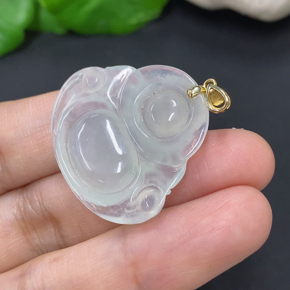 Jadeite Buddha Pendant with 18K Gold Clasp, Total Weight Approximately 7.3g