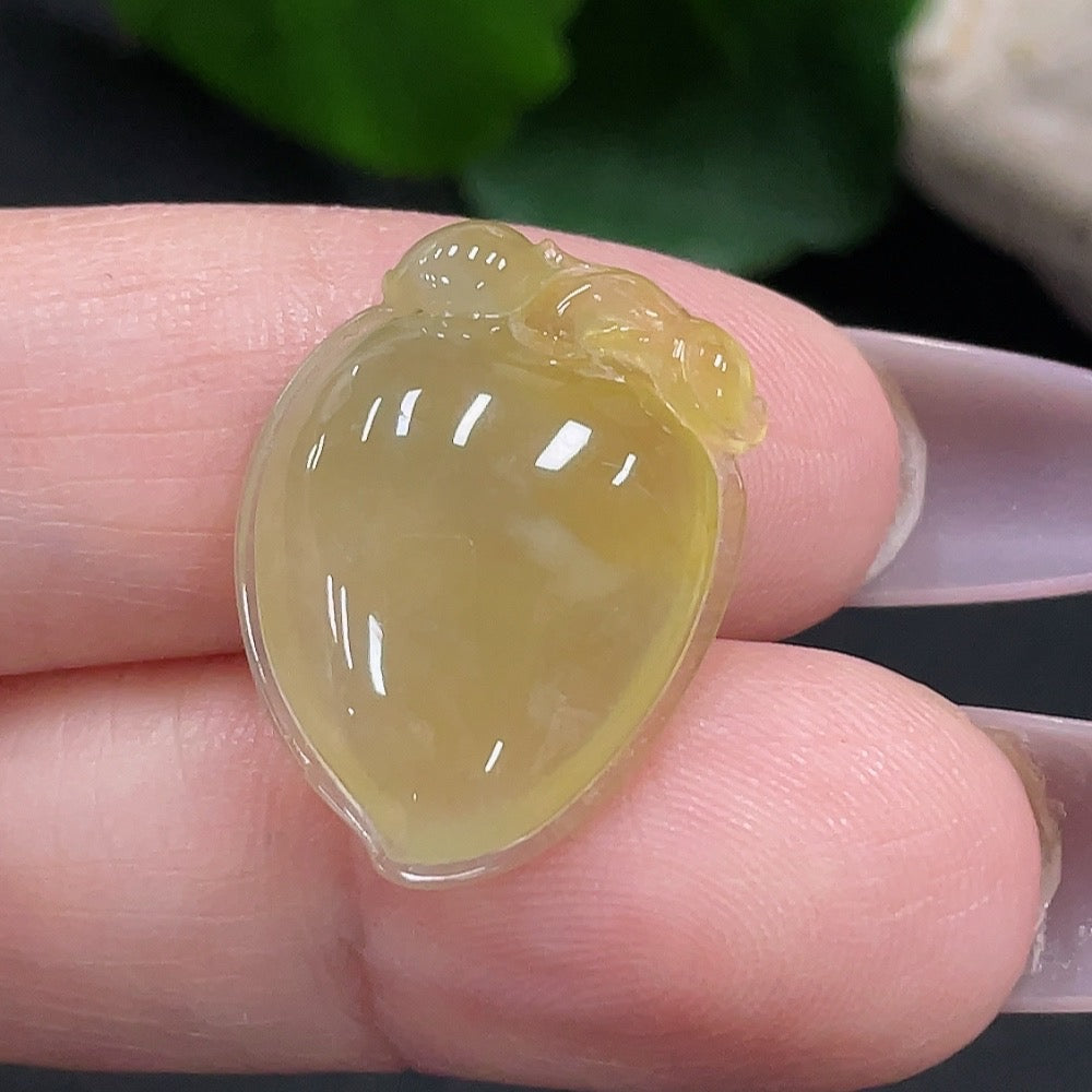 Jadeite pendant with fortune and longevity symbols, crafted from jade, weighing approximately 2.9 grams, by HUILIU HQ.