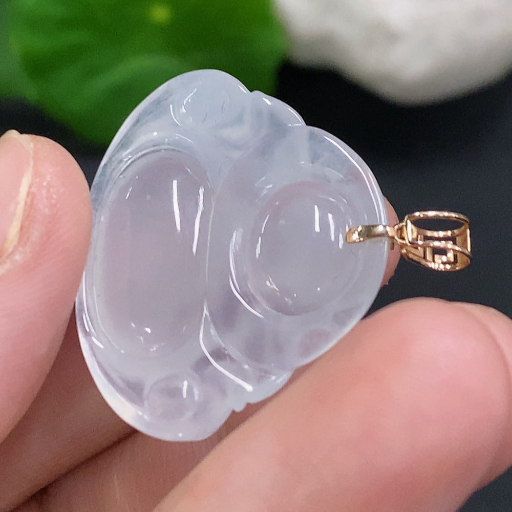 Jadeite Buddha Pendant with 18K Gold Clasp, Total Weight Approximately 6.1g