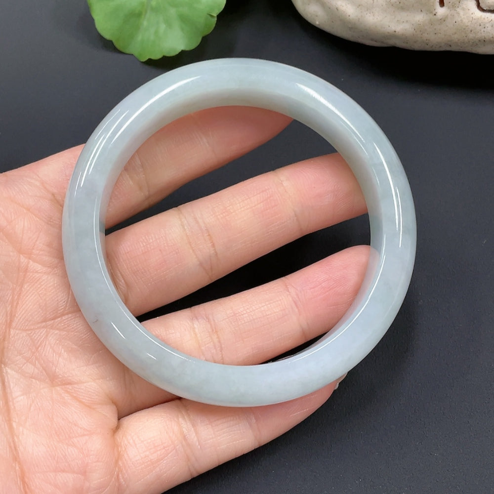 Jadeite Regular Bangle, 56.7 | Huiliu Certified