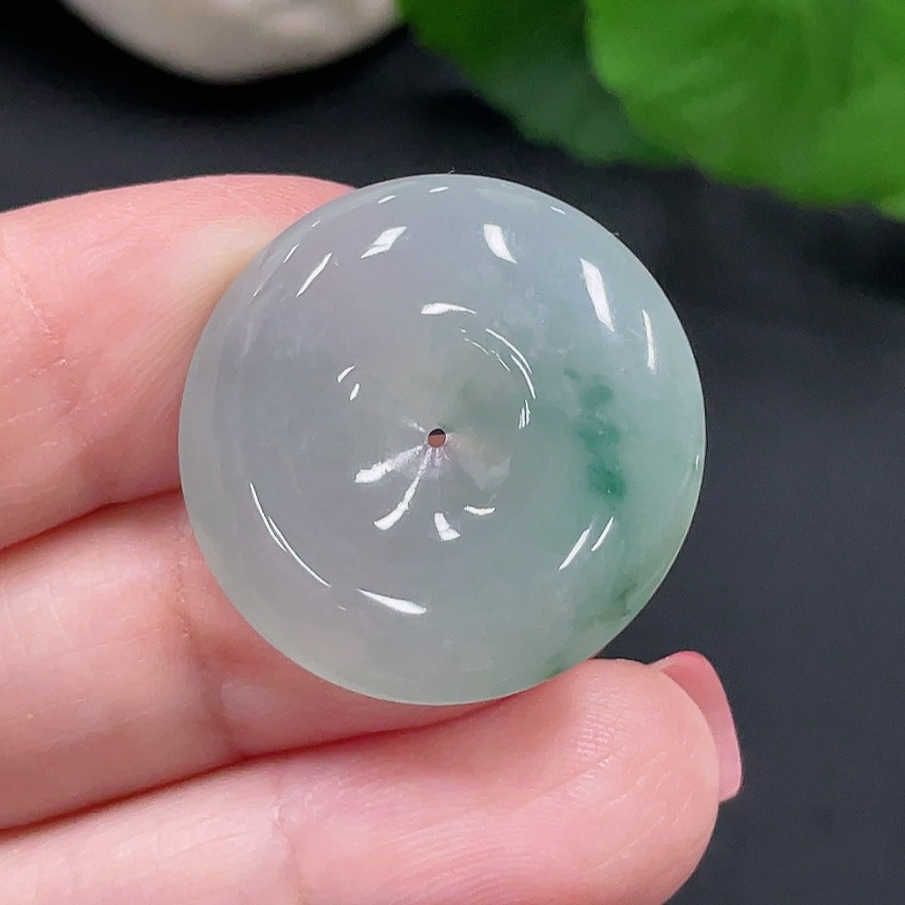 Jadeite Peace Knot Total Weight Approx. 7.3g