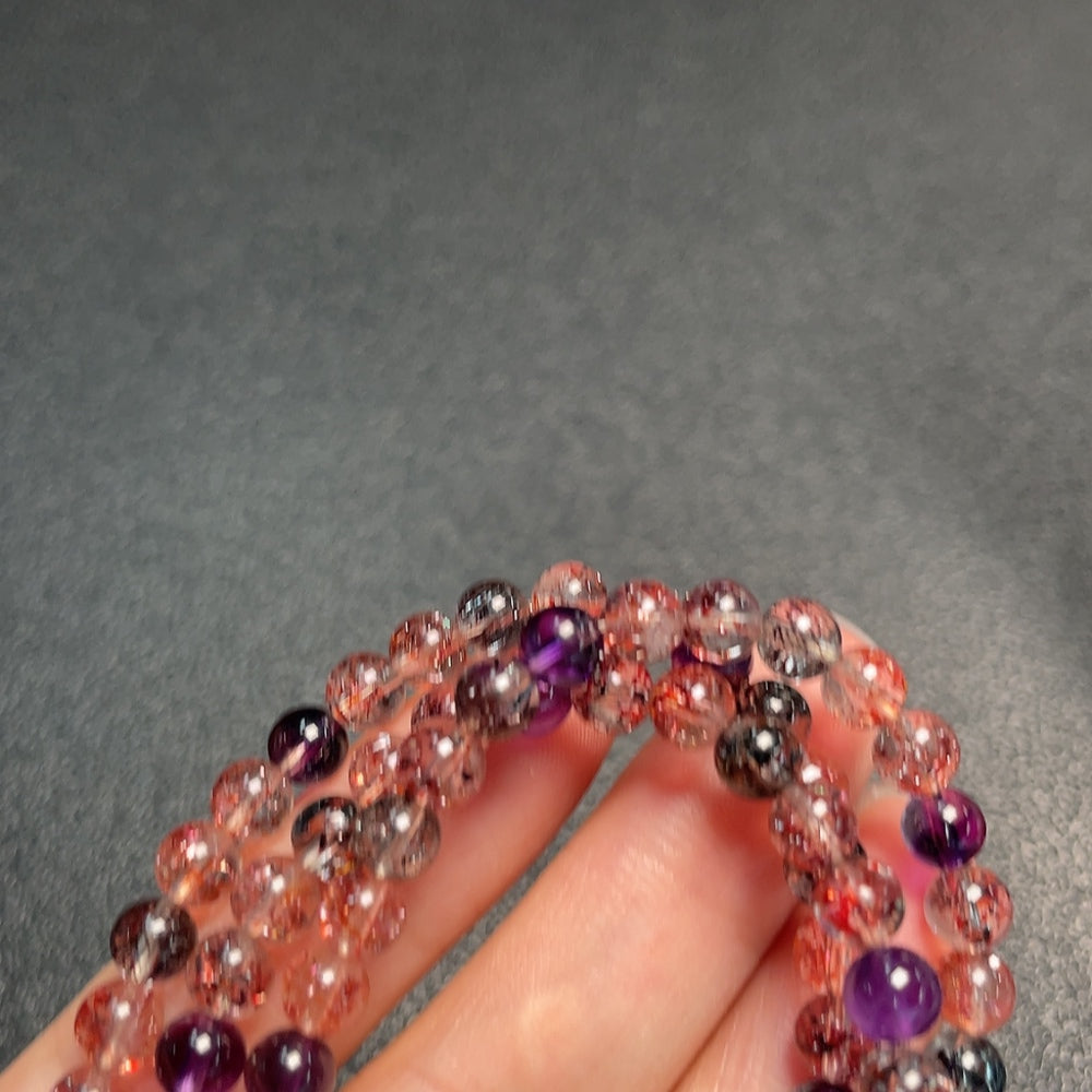 Huiliu gemstone crystal bead necklace with 5.3mm size beads, showcasing a string of sparkling, polished clear crystal beads.